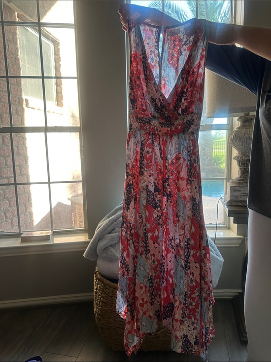 Dresses & Skirts - Floral Red and Pink V-Neck Maxi Dress